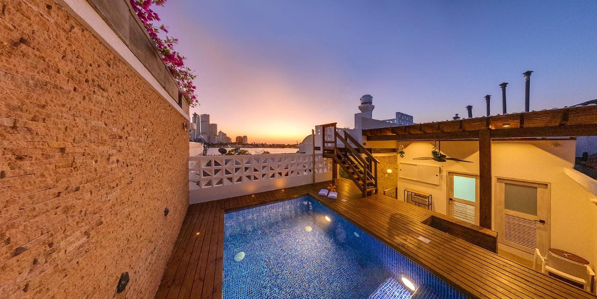 Hotel Lunala Boutique 4*