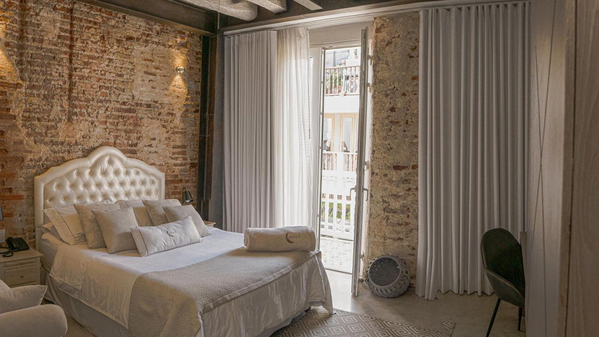 Hotel Lunala Boutique 4*