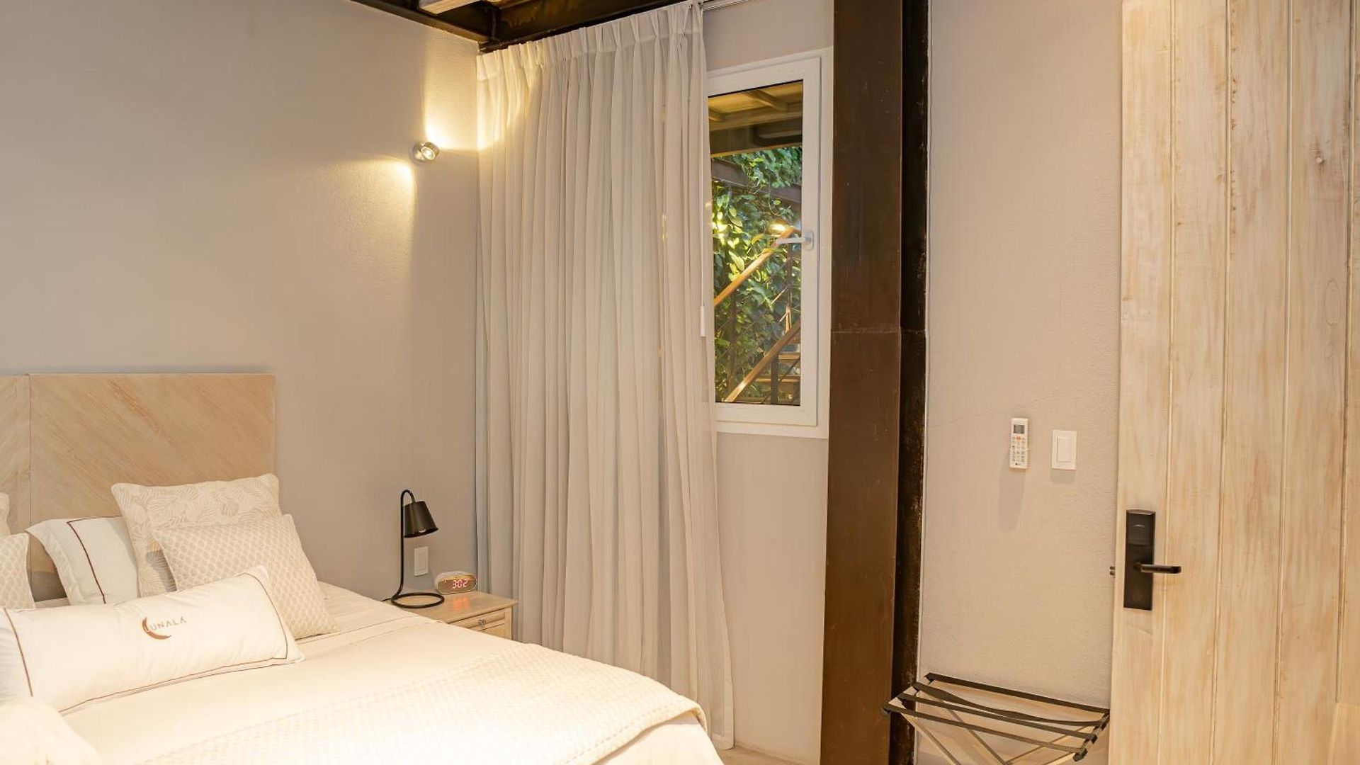 Lunala Boutique Hotel 4*