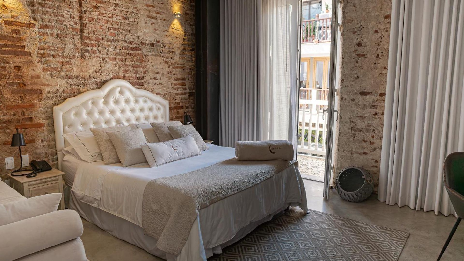 Hotel Lunala Boutique 4*